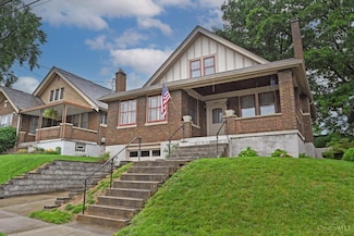 4341 Rose Hill Ln, Cincinnati, OH 45217