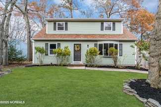 320 Cedar Dr, Lanoka Harbor, NJ 08734