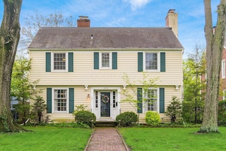 2731 E Broad St, Columbus, OH 43209