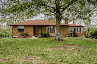 18102 158th St, Basehor, KS 66007