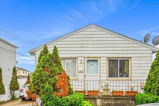 1369 News Ave, Elmont, NY 11003