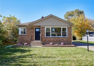 1810 Boeger Ave, Westchester, IL 60154