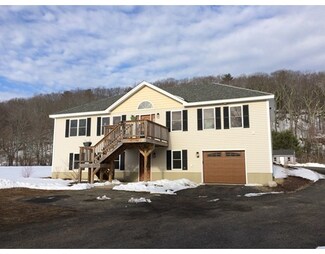 43 Brookfield Rd, Brimfield, MA 01010