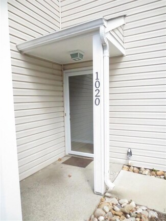 1020 Pebblewood Dr, Virginia Beach, VA 23464