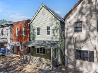 5611 Wickliff St, Pittsburgh, PA 15201