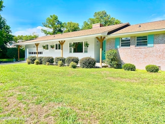 350 S Belvedere Dr, Hampstead, NC 28443