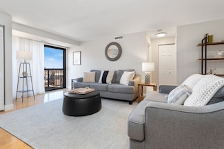 500 Salem St Unit 802, Medford, MA 02155