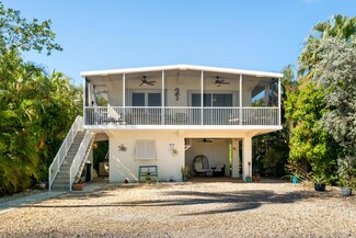 24 Shoreland Dr, Key Largo, FL 33037