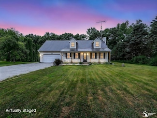 9955 Summerfield Rd, Temperance, MI 48182