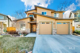 835 N River Path Ln, Boise, ID 83702