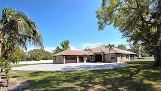 5714 38th Ave E, Bradenton, FL 34208