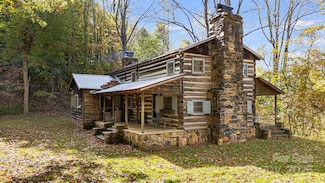 2395 Hortons Creek Rd, Burnsville, NC 28714