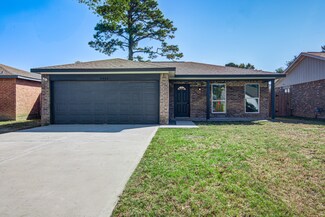 8642 Valley Meadow Dr, Houston, TX 77078