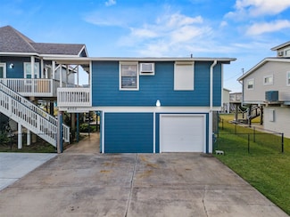 4002 Kent Dr, Galveston, TX 77554