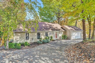 6409 Scruggs Rd, Moneta, VA 24121