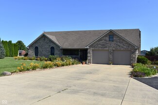 8451 Whispering Mist Ln, Mooresville, IN 46158