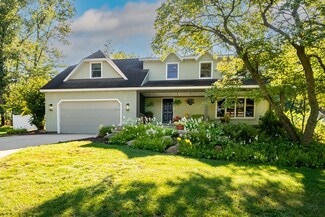 7976 Pine Edge Ct SE, Alto, MI 49302