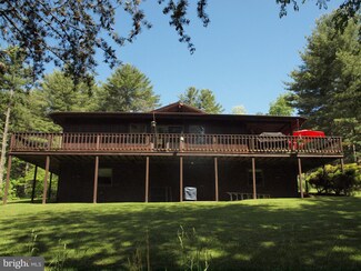 143 Nature Ln, Franklin, WV 26807