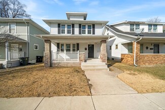 817 Miner St, South Bend, IN 46617