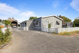 105 Spring Ave, Union Gap, WA 98903