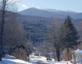 575 Railroad St, Morristown, VT 05661