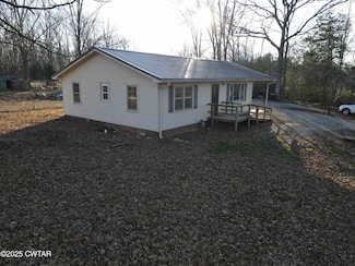 1944 Highway 412 E, Parsons, TN 38363