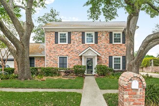 7543 Maple Tree Dr, Houston, TX 77088