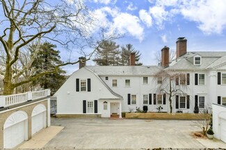 19 Catlin Rd, Brookline, MA 02445