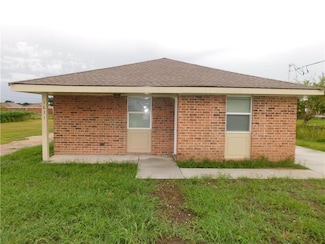 1631 Esther St, Harvey, LA 70058
