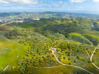 4755 Sweeney Rd, Lompoc, CA 93436