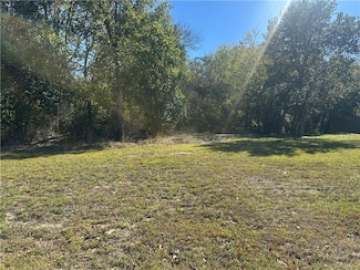 2121 Manning Way, Bryan, TX 77803