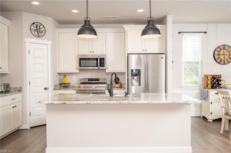 1951 Flintshire Dr, Chesapeake, VA 23323