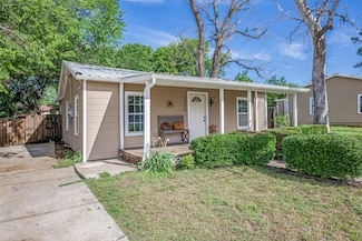 2506 Roselawn Dr, Denton, TX 76205