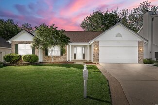 1453 Schoal Creek Dr, Saint Peters, MO 63366