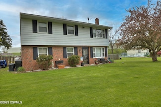 61 Buckhorn Rd, Bloomsburg, PA 17815