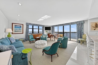 3800 Washington Rd Unit 1107, West Palm Beach, FL 33405