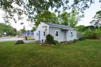 3148 Lake Rd, Medway, OH 45341