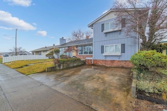 2810 9th Ave, Lewiston, ID 83501