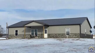 635 Truman St, Pomona, KS 66076