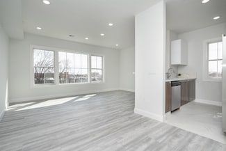 144 Bergen Ave Unit 5E, Jersey City, NJ 07305