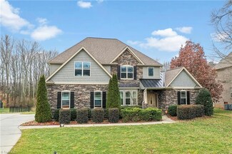 8931 Grove Park Dr, Oak Ridge, NC 27310
