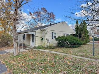 9 Paul Ave, East Freetown, MA 02717