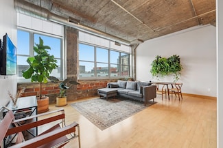 521 S 7th St Unit 416, Minneapolis, MN 55415