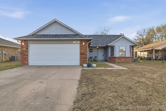 17740 S Santa fe Place, Mounds, OK 74047