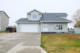 37 Mcginnis Way, Lincoln, ND 58504