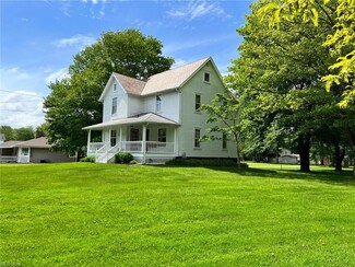 371 E Main St, Cortland, OH 44410
