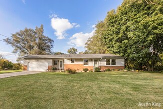 643 Leonard St NW, Grand Rapids, MI 49534