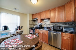 130 Roberta Jean Ave, Littlestown, PA 17340