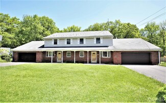 10 Greenview Rd, South Brunswick, NJ 08852