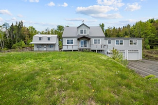 11 Downing Rd, Colebrook, NH 03576